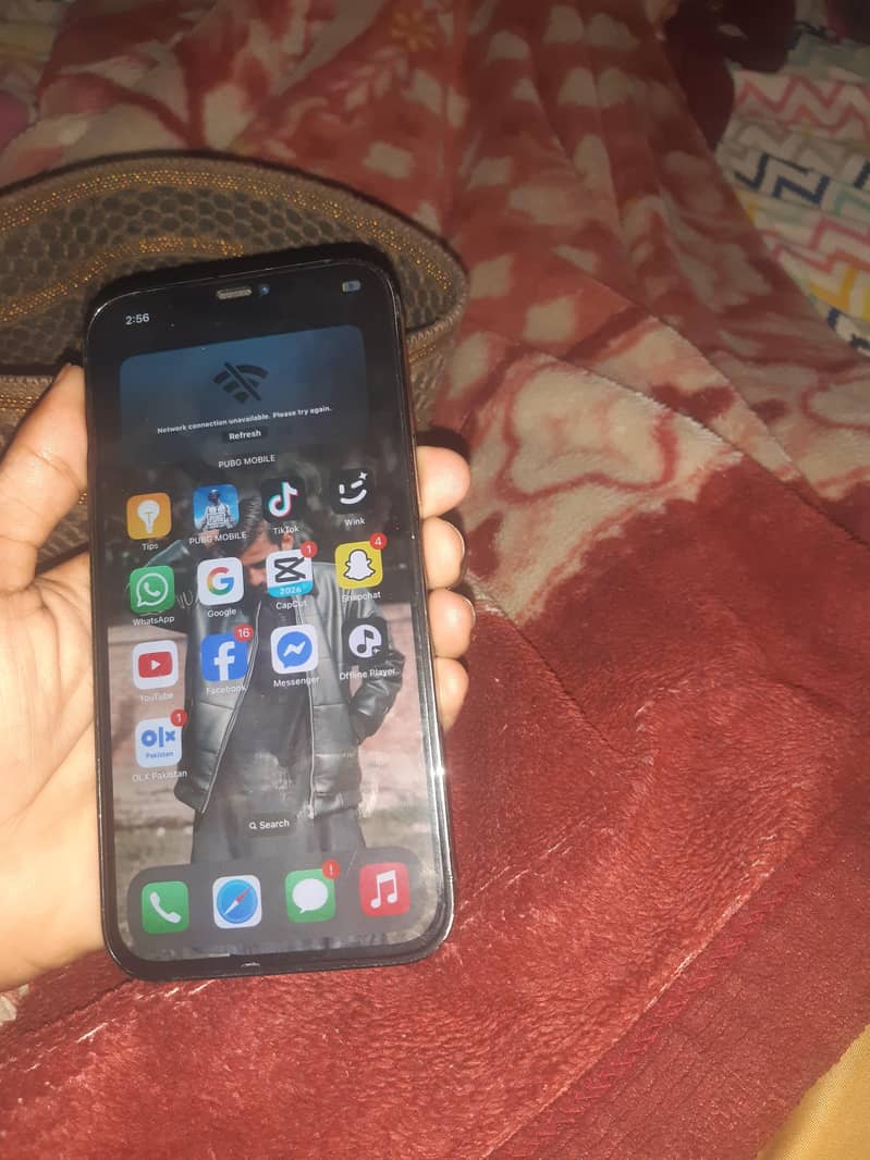 iPhone 12pro max

                                                            alt=