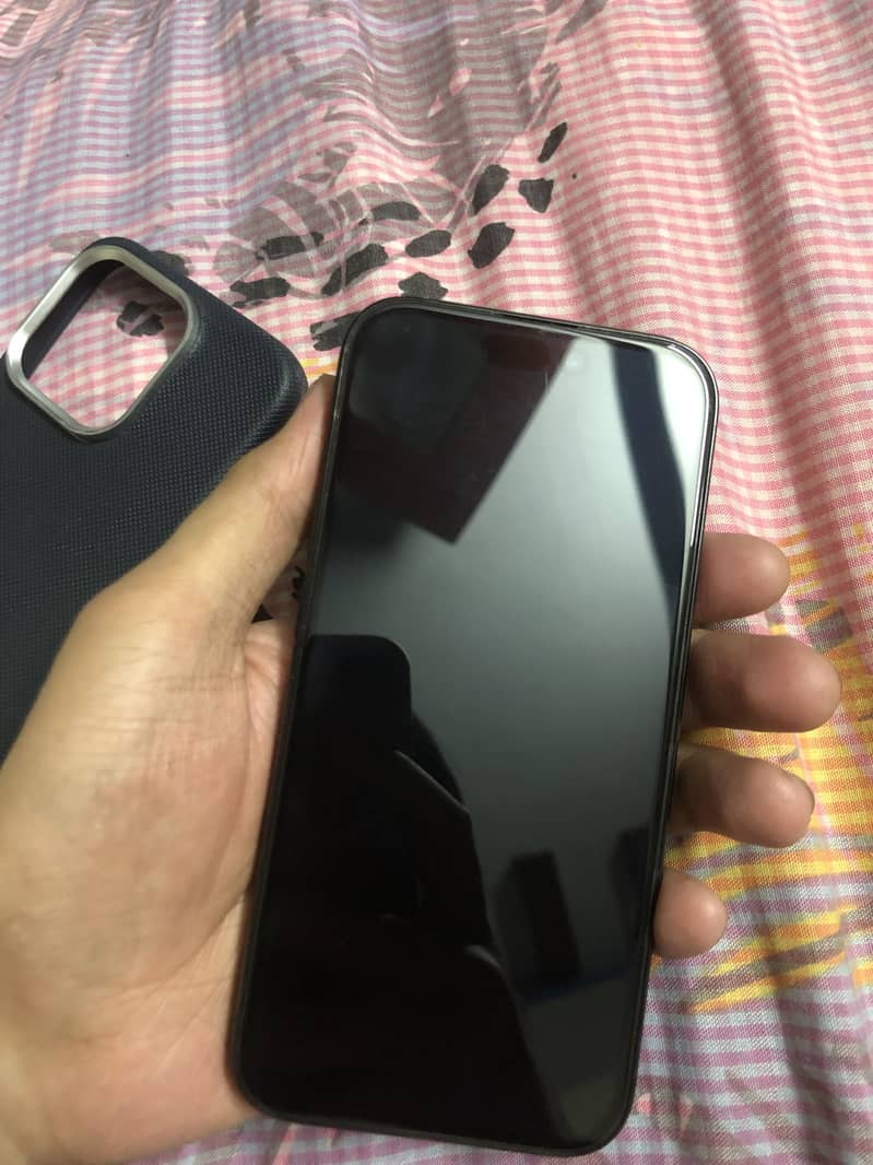 Iphone 15 Pro FU

                                                            alt=