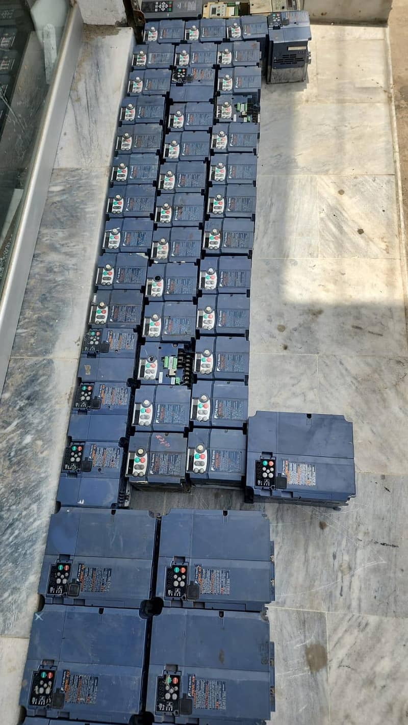 VFD INVERTER SOLAR FUJI 3 PHASE MOTOR  INDUSTRIAL

                                                            alt=