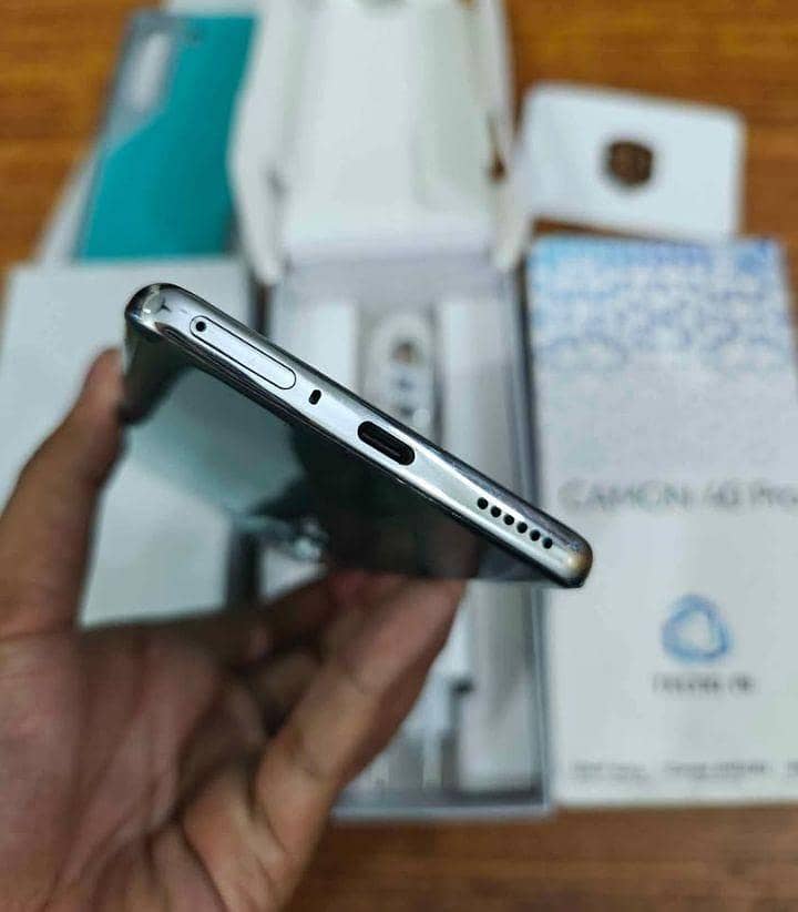 techno common 40 Pro 12 gb ram 256gb my WhatsApp number 03193220605

                                                            alt=