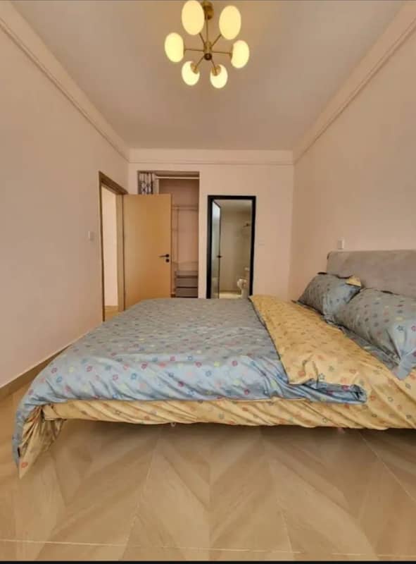 250 Square Feet Studio Apartment Ready To Move For Sale Canvas Mall, Al Kabir Town Phase 2, Lahore

                                                            alt=