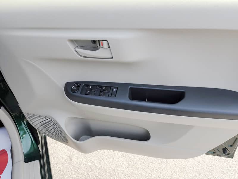 Toyota Passo 2022 XlS Package - New arrival 2026 Low Miealage Yaris

                                                            alt=