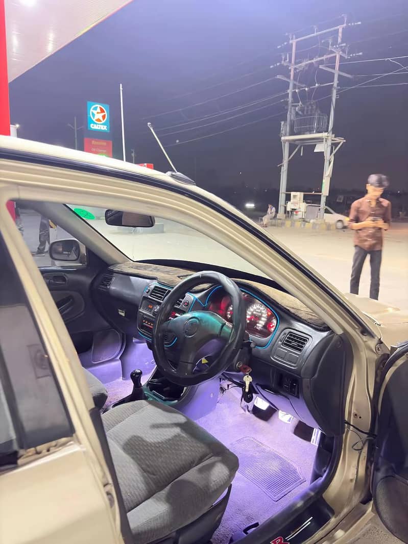 Honda Civic EXI 1999/2000

                                                            alt=