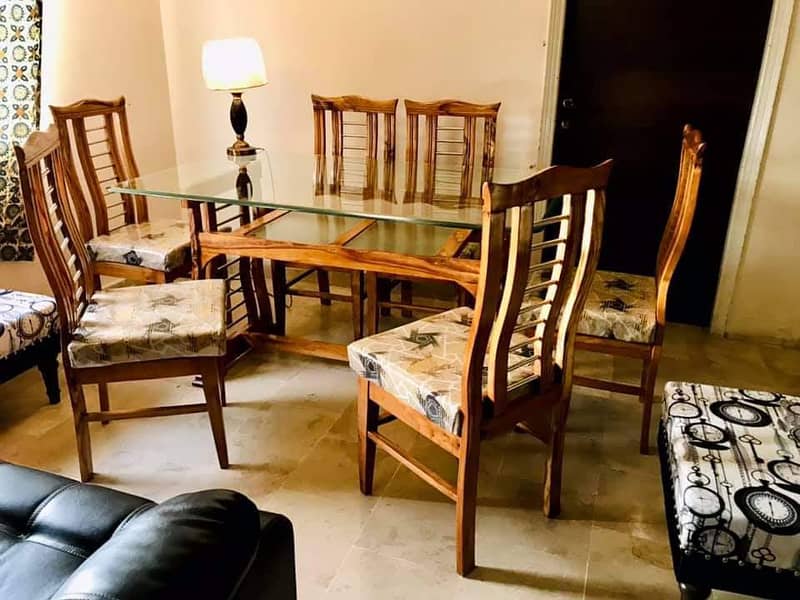 Wooden Dining Table Set | 4–8 Chairs | Brand New

                                                            alt=