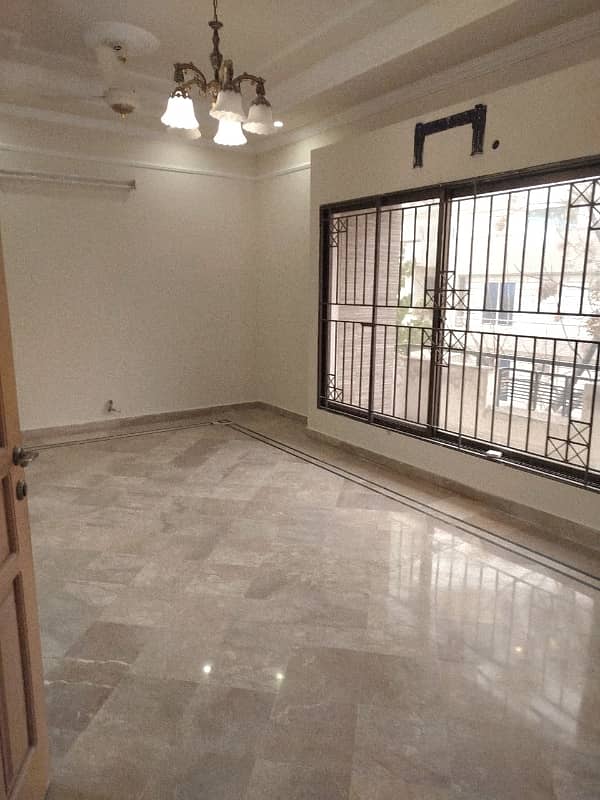 40x80 14 Marla Ground portion for Rent in G-13

                                                            alt=