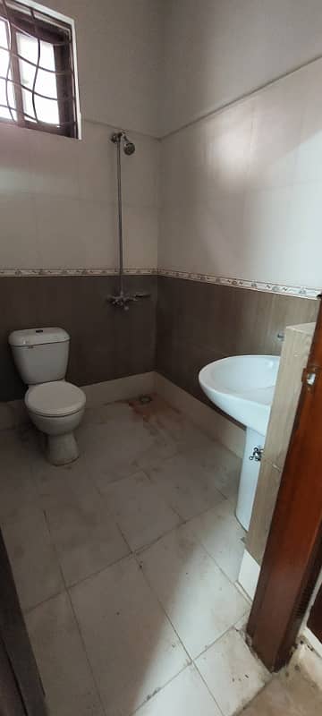 House For Rent in G-13 (4 Marla)

                                                            alt=