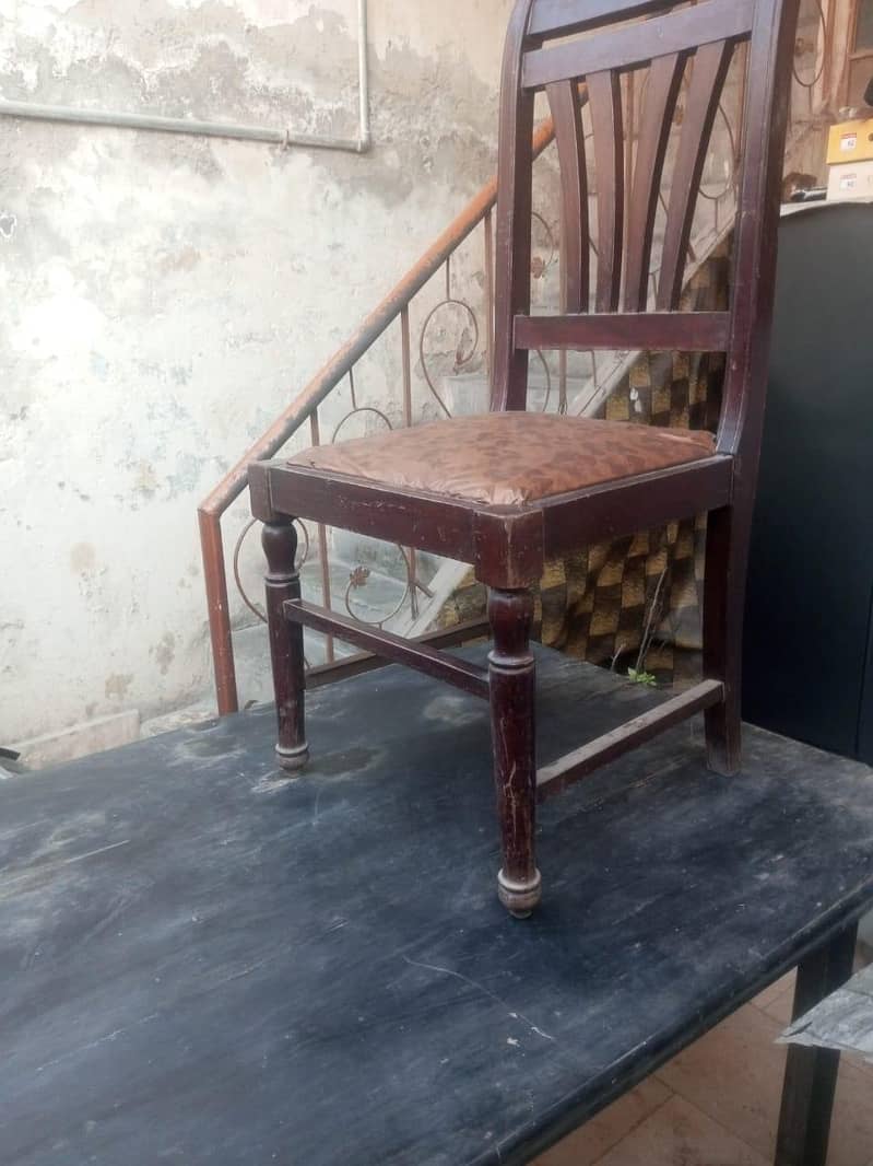 dining table with 6 chairs  for sale

                                                            alt=