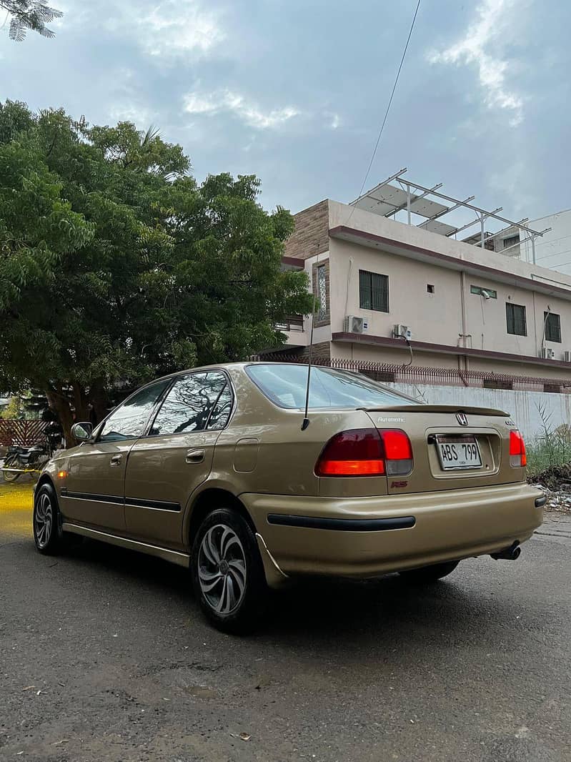 Honda Civic 1998

                                                            alt=