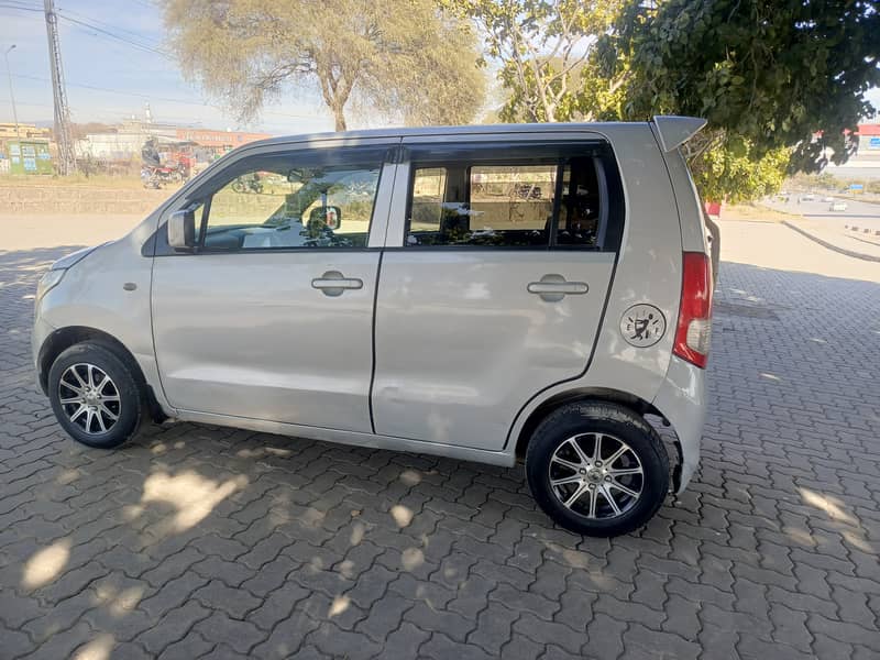 Suzuki Wagon R 2010

                                                            alt=