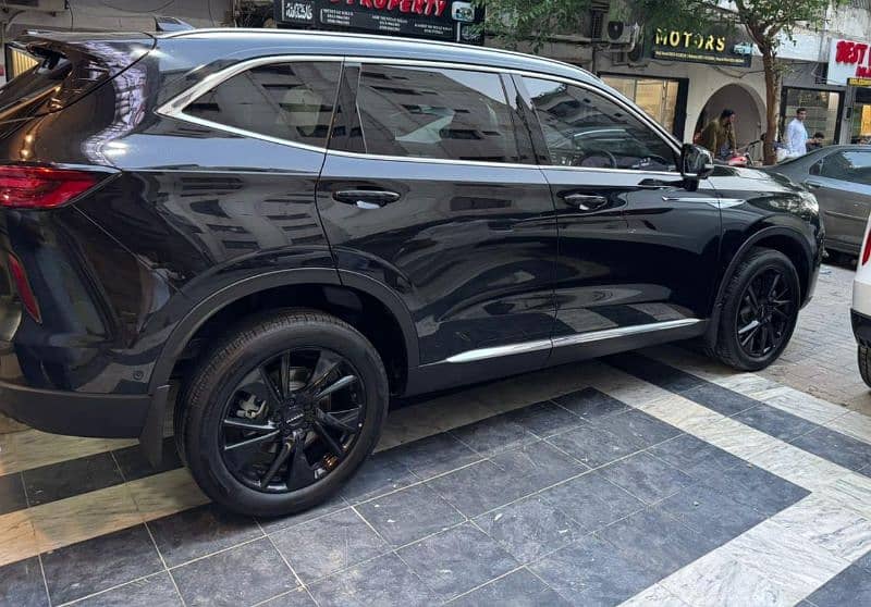 Haval h6 hybrid 2025 Bank leased

                                                            alt=