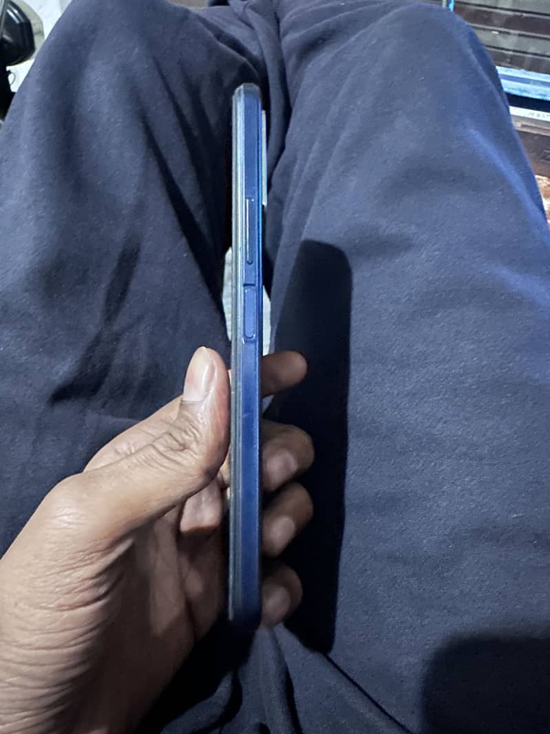 Vivo y21t

                                                            alt=