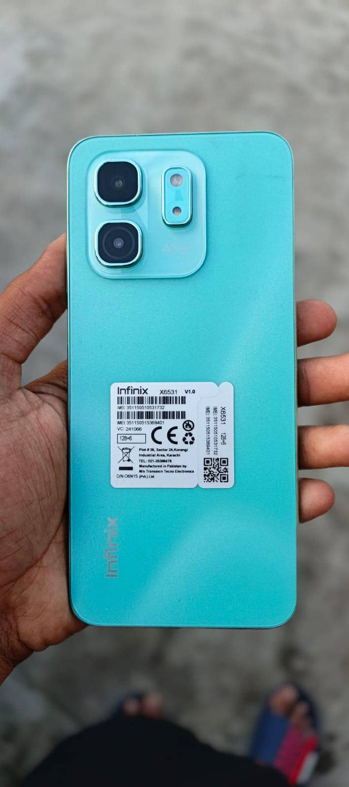 Infinix hot 50i 3hafta use 6gb 128gb

                                                            alt=