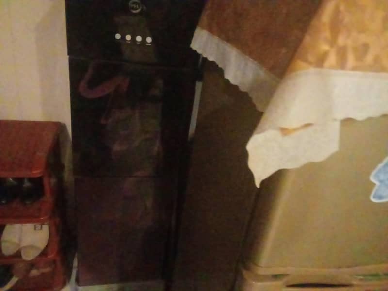 PEL | Water Dispenser | Hot & Cold | Excellent | Dispenser

                                                            alt=