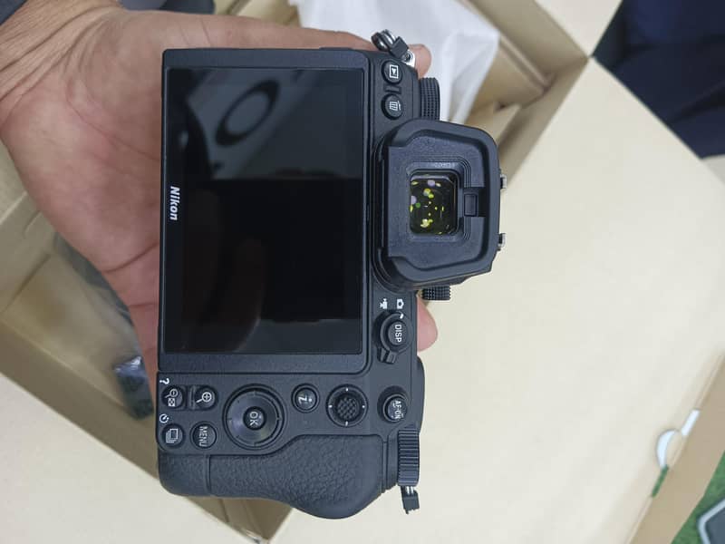 Nikon Z6II Mirrorless full frame camera

                                                            alt=