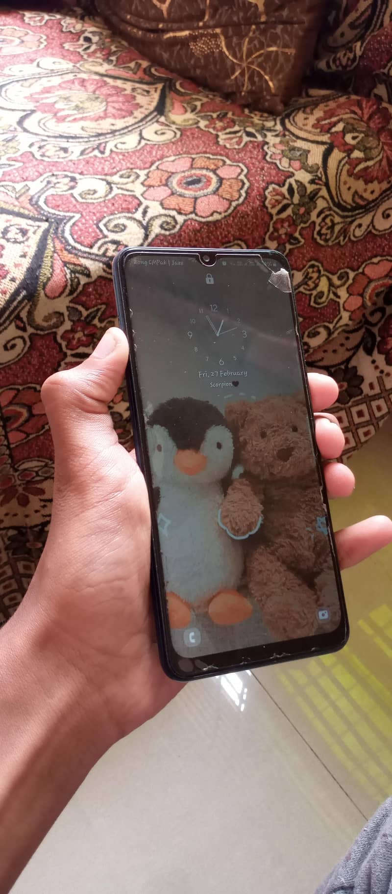 25000

                                                            alt=