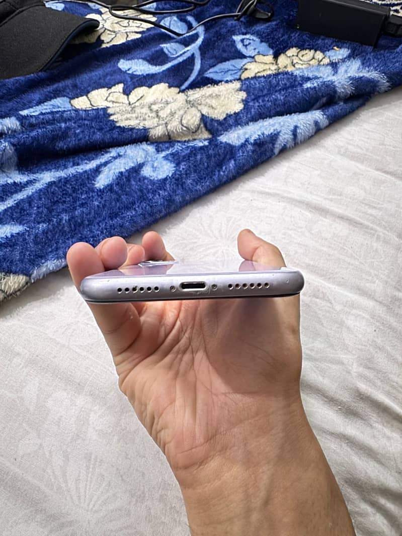 Iphone 11

                                                            alt=