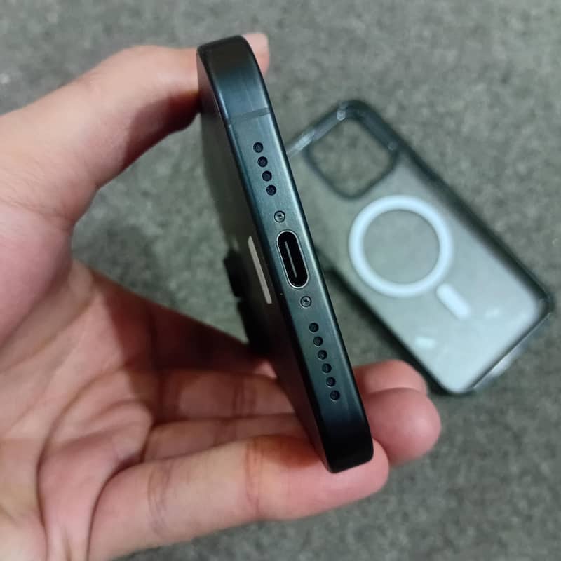 Iphone 15 pro max for sale Urgent

                                                            alt=