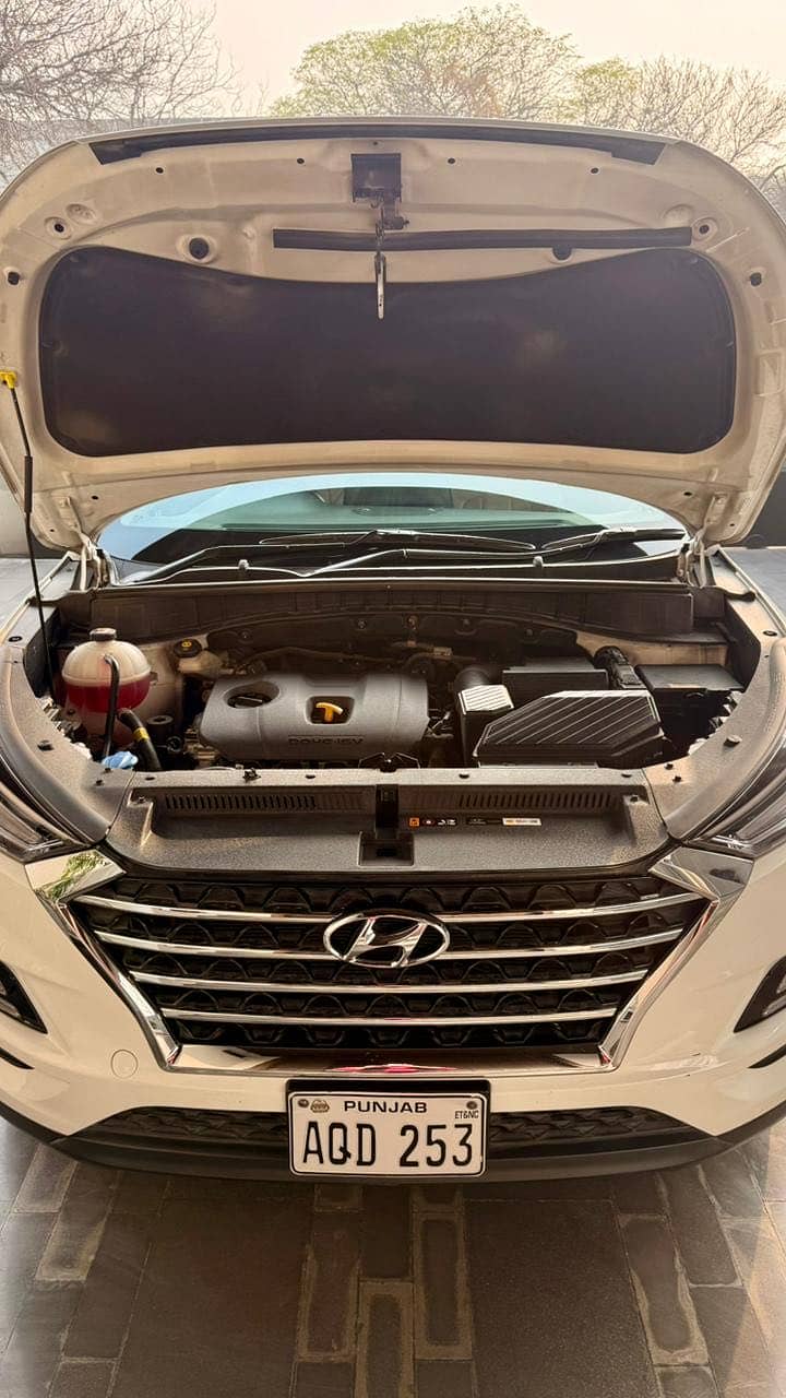 Tucson for Sale (8 Million) excellent condition

                                                            alt=