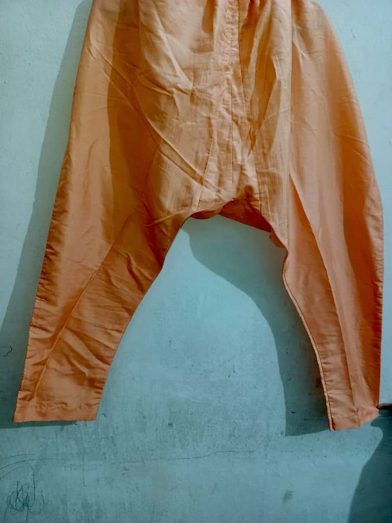 all party dress only 2500

                                                            alt=