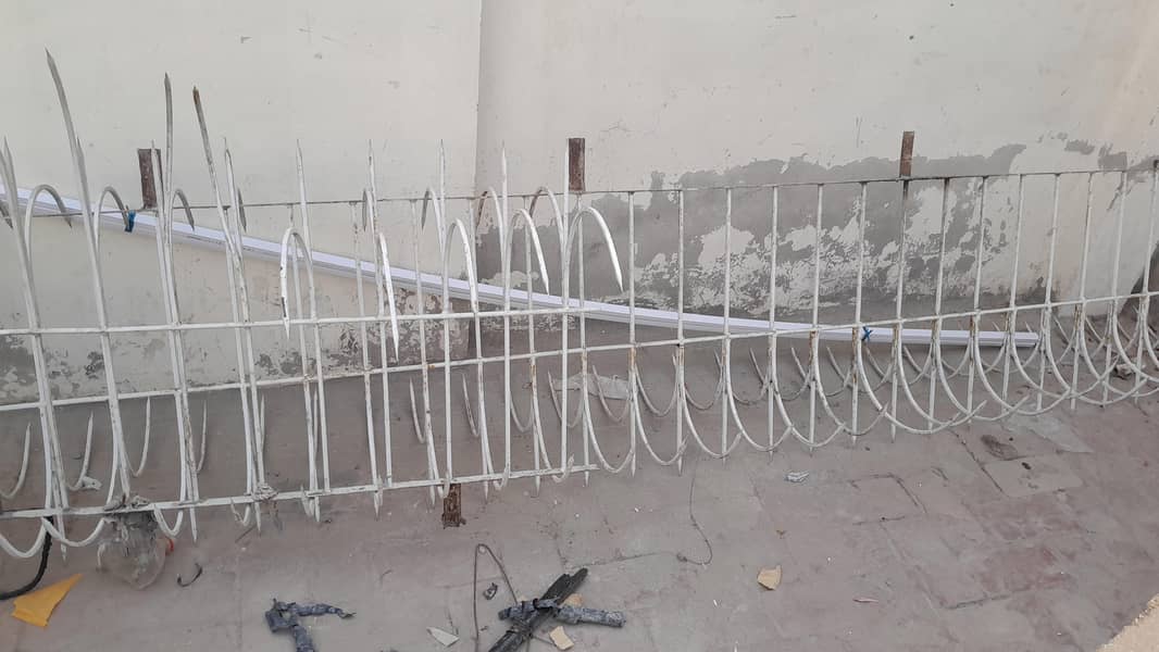 wall protection grill

                                                            alt=