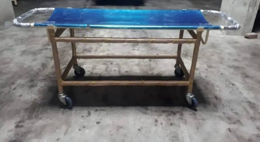 Examination Couch | Guinea Table | Delivery table | Drip stand

                                                            alt=