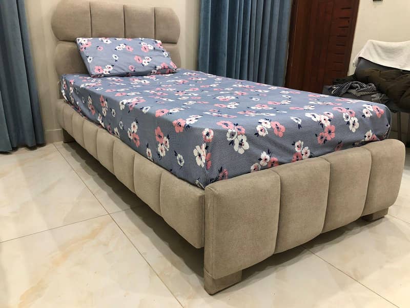 sofa for sale

                                                            alt=