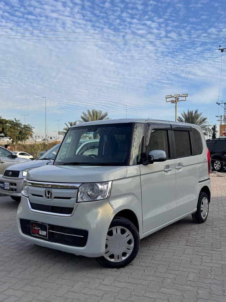 Honda N Box full Option

                                                            alt=