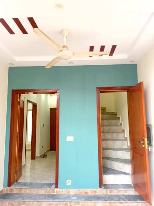 A Plus Quality Construction 3-Marla Ultra Modern Brand New House For Sale In New Lahore City LDA APPROVED SOCIETY

                                                            alt=