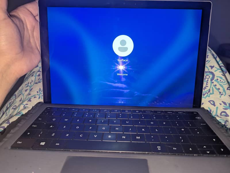 Microsoft Surface Pro

                                                            alt=