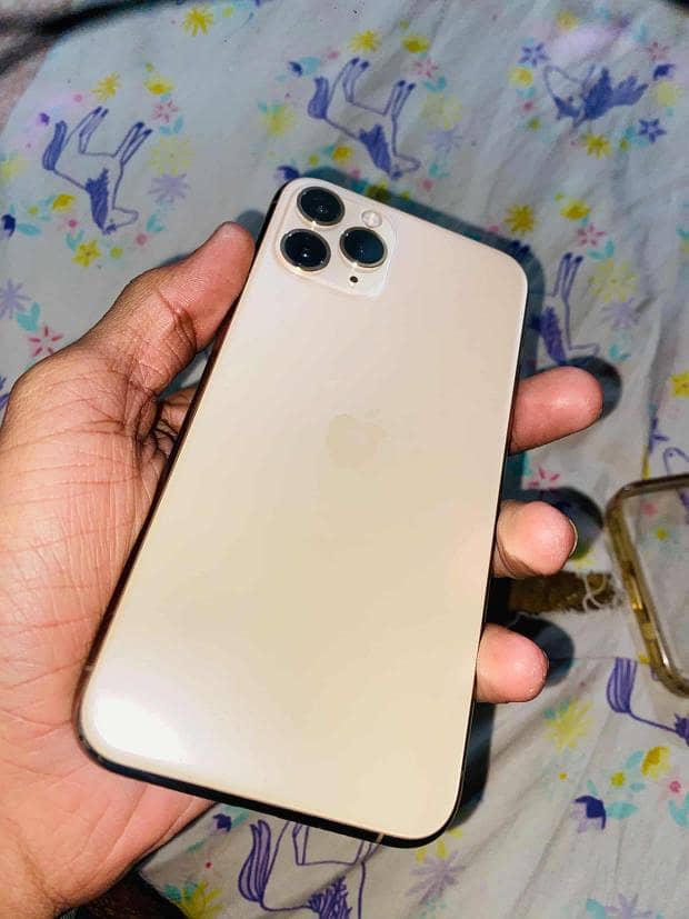 11 pro for sell first read description

                                                            alt=