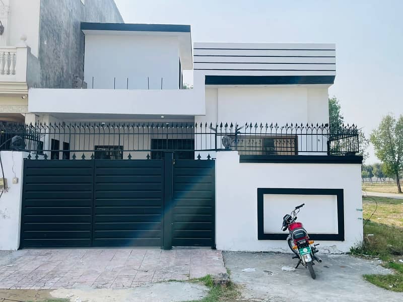 Single Story 5 Marla House for Rent

                                                            alt=