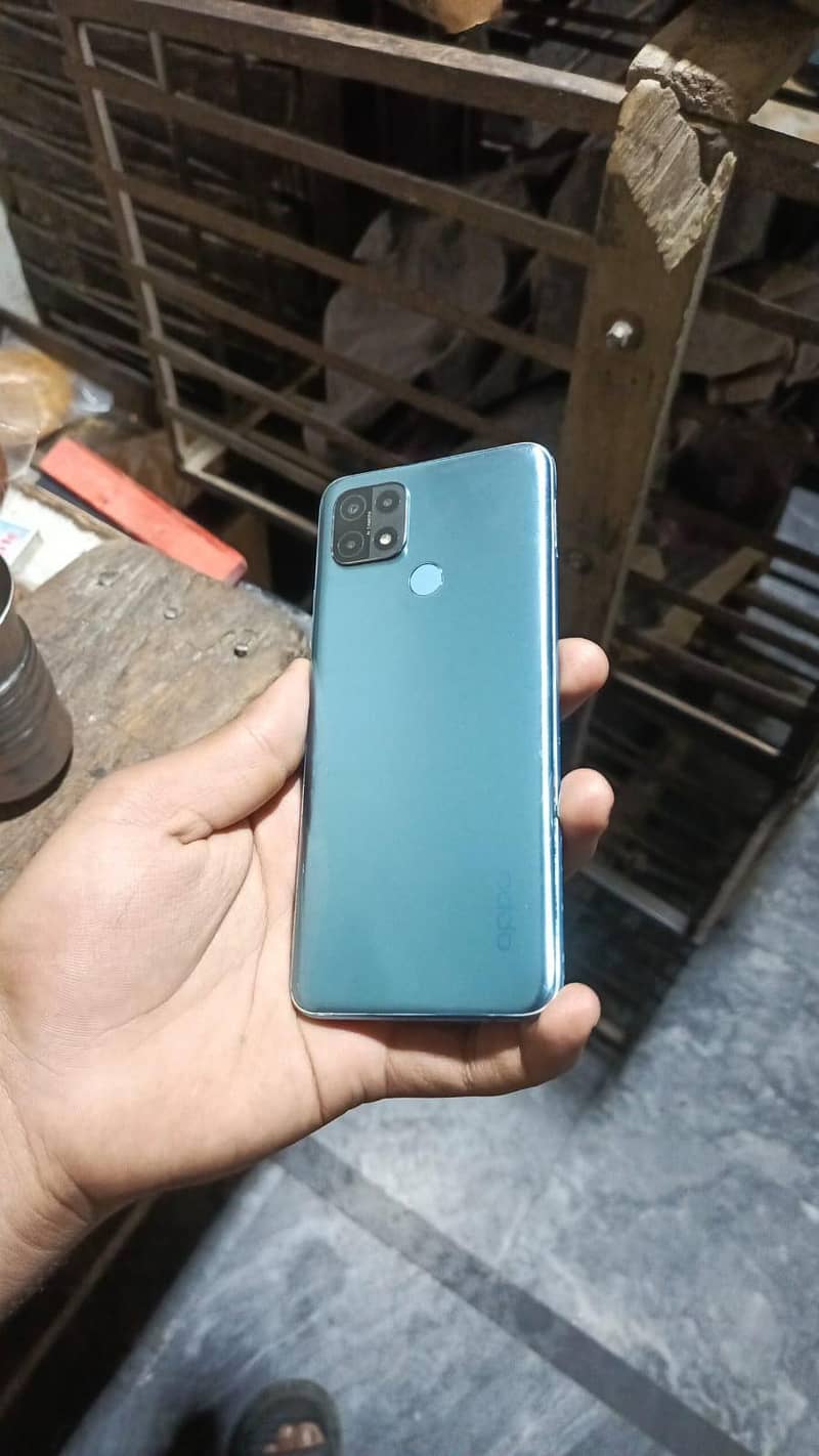 oppo a15 all ok glass brack only 03196624720

                                                            alt=