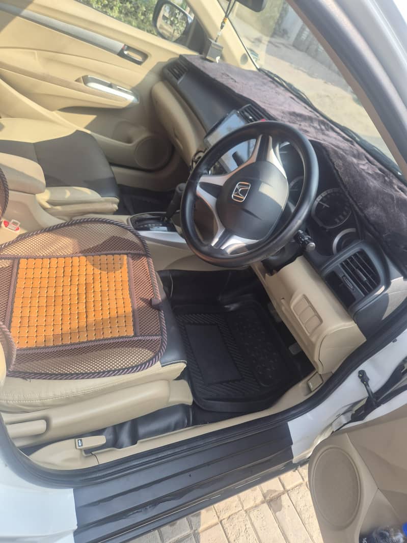 hanmad jamil

                                                            alt=