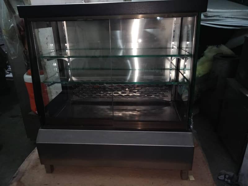 Counter / Hot/Cold / Neutral Bakery / Display Counter / bakery counter

                                                            alt=