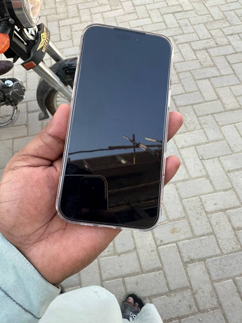 iphone 16 pro max 256

                                                            alt=