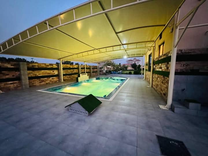 8 kanal farm house available for in badian road

                                                            alt=