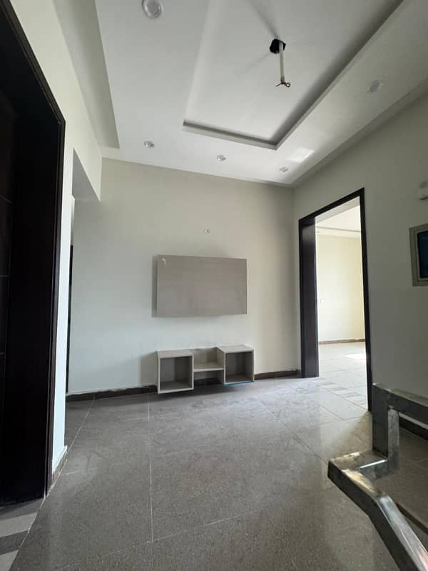 Affordable Price Top Location --5 Marla House for Sale in | Bahria Orchard Lahore

                                                            alt=