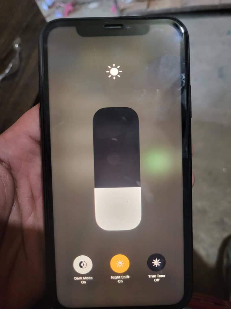 IPHONE XR

                                                            alt=