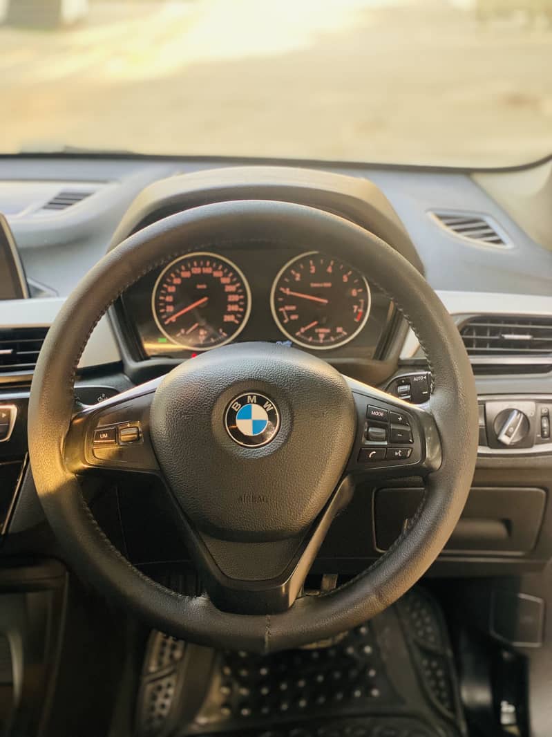 BMW X1 2017

                                                            alt=