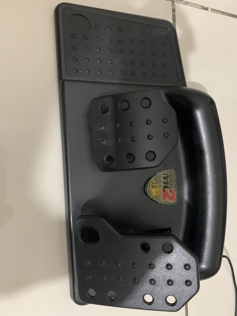 Playstation2 racing wheel and pedal

                                                            alt=
