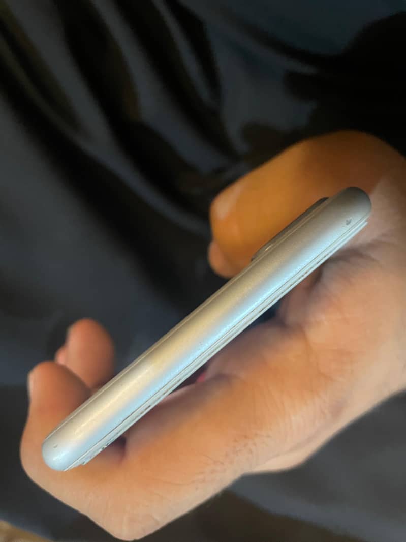 Iphone 8 plus 64 gb pta approved

                                                            alt=