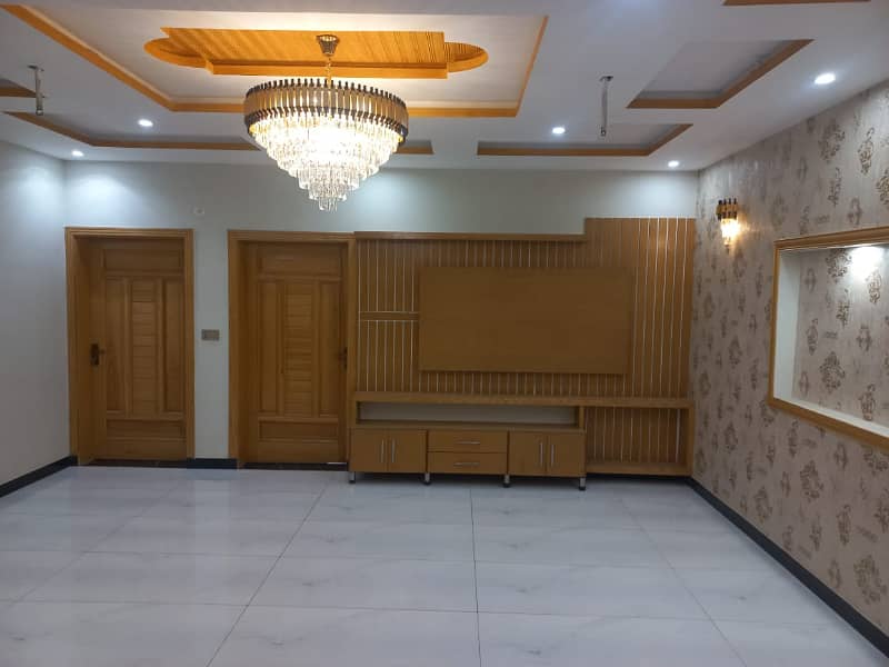 10 Marla brand new Spanish house available for rent in Lda avenue 1 lahore

                                                            alt=