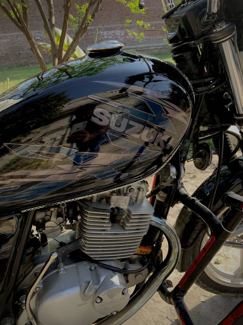 Suzuki gs 150se

                                                            alt=