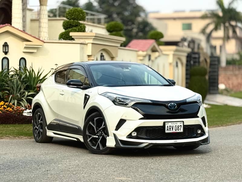 TOYOTA C-HR HYBRID 2019/2024

                                                            alt=
