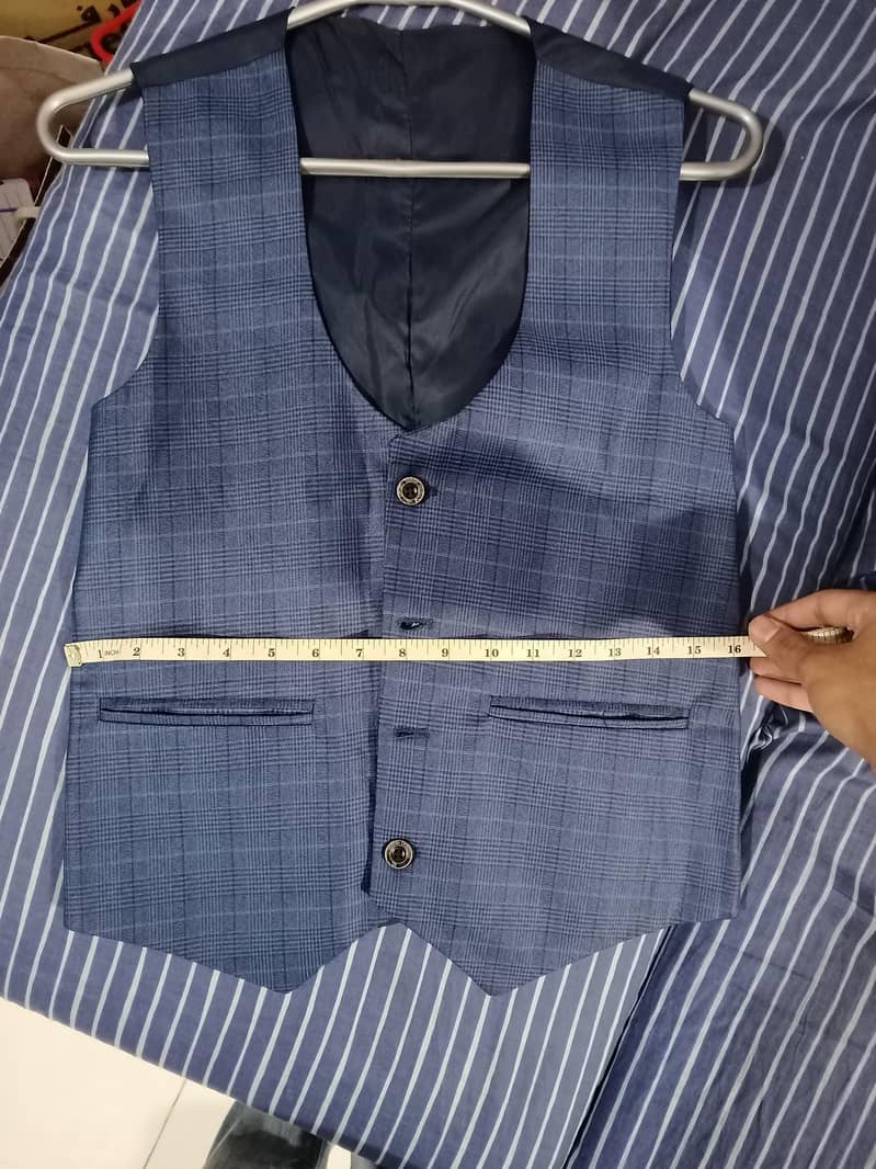 Coat inner wear

                                                            alt=