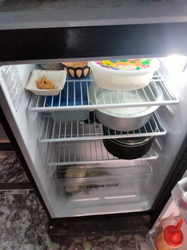 PEL Refrigerator 2350 PRGD Purple Blaze

                                                            alt=