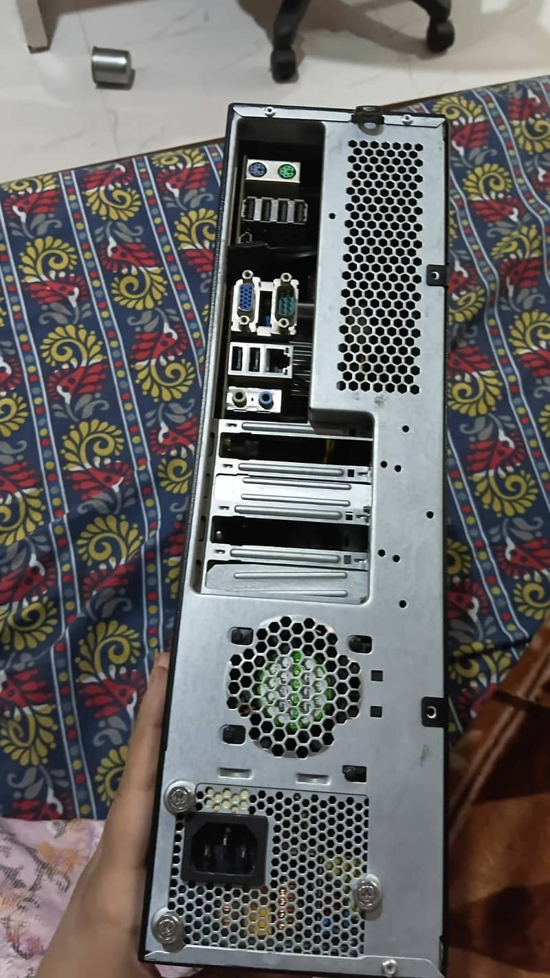 HP EliteDesk Desktop Core i5 4th Gen

                                                            alt=