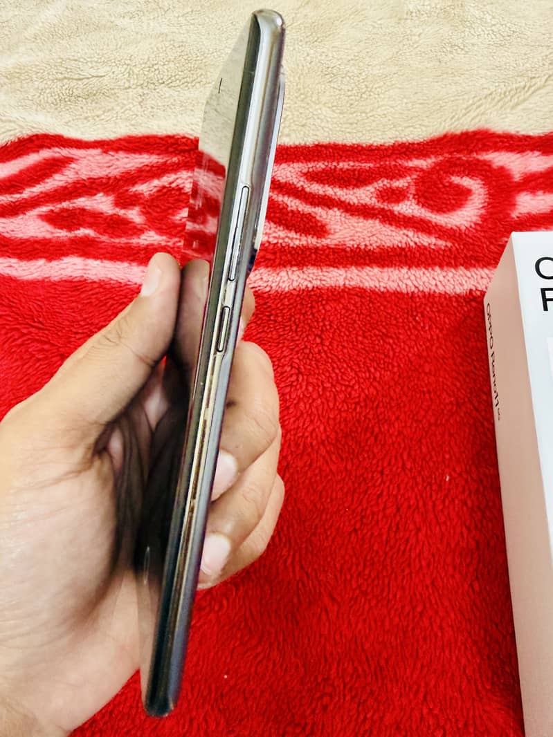 Oppo Reno 11 5G

                                                            alt=