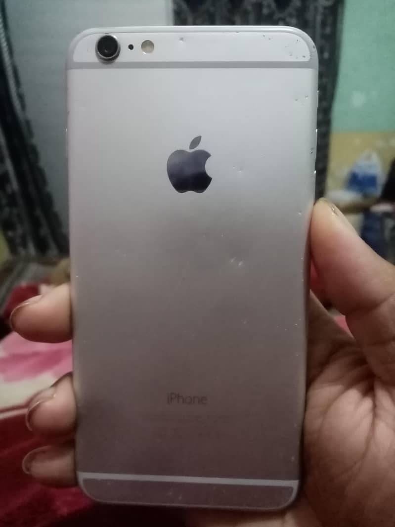 Iphone 6 Plus 16 GB

                                                            alt=