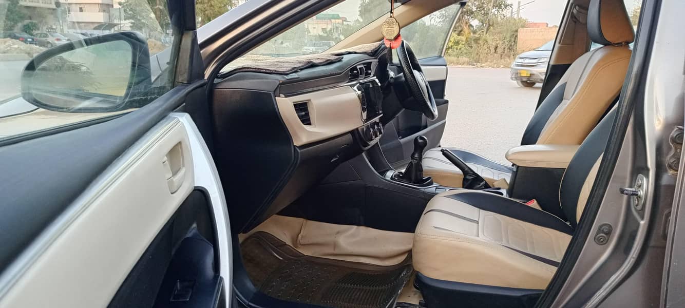 Toyota Corolla GLI 2014 Full original

                                                            alt=